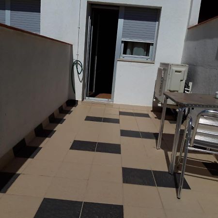 Hostal Cal Siles Ел Прат де Льобрегат Екстериор снимка