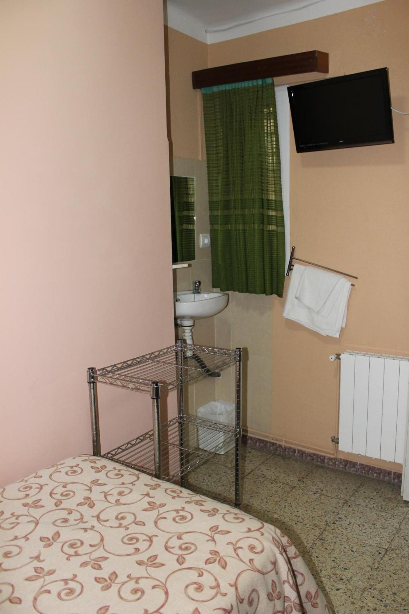 Hostal Cal Siles Ел Прат де Льобрегат Стая снимка
